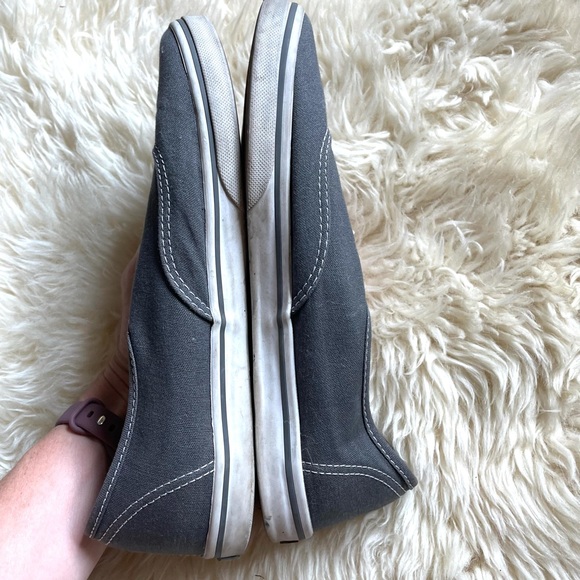 GUC Vans Off the Wall Lace Up Sneakers - Picture 3 of 7